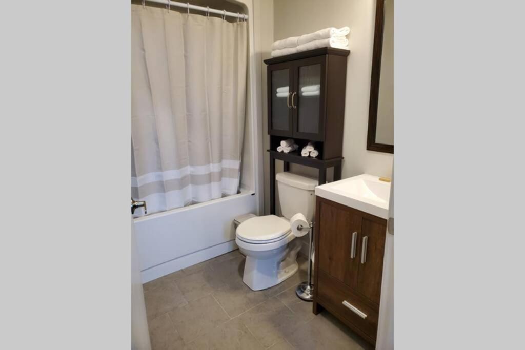 Cozy Sweet Studio #7, 10 Minutes To D.T. Ottawa Gatineau Bagian luar foto